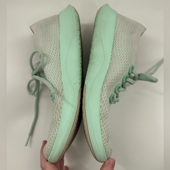 Allbirds | Women's Tree Dashers Sneakers Limited Edition Cyclone Mint - Picture 5 of 11